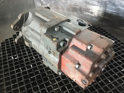 Liebherr 0202350-Liebherr-image-picker-7B066928-B82C-40B4-9191-1A4587A24039-13216-0000067CB8A7D62D-jpg-JPG